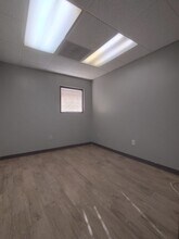 2523 Roosevelt Hwy, College Park, GA for lease Interior Photo- Image 2 of 4