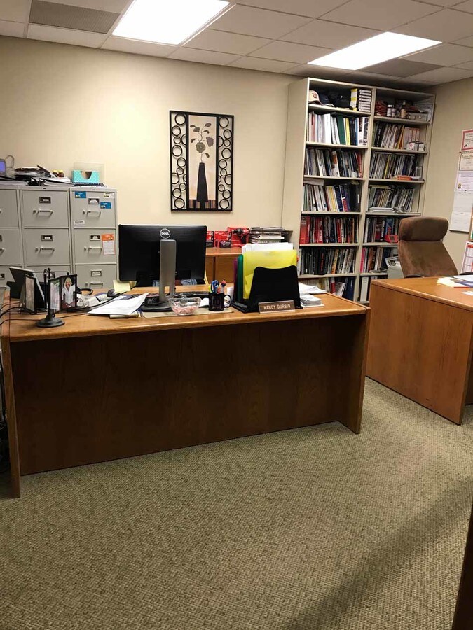 4 Do It Dr, Altamont, IL 62411