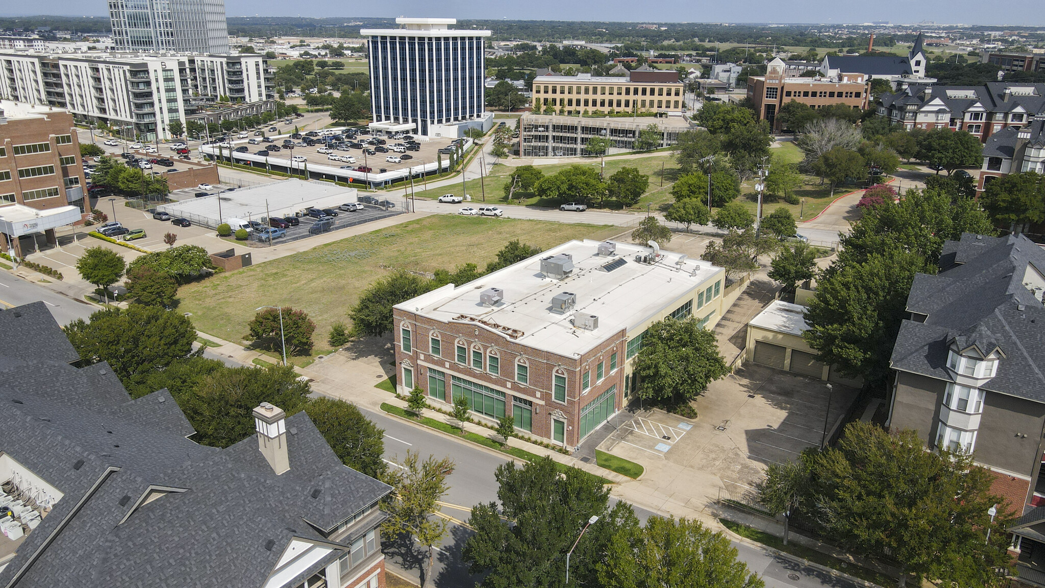 1204 W 7th St, Fort Worth, TX for lease Building Photo- Image 1 of 23