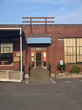 5015-5025 Colorado Ave S, Seattle, WA for lease Building Photo- Image 2 of 8