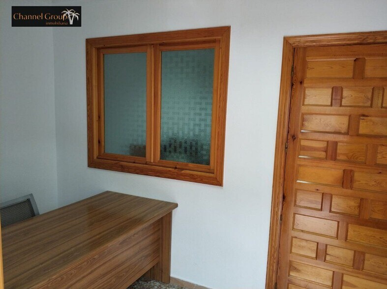 Retail in Alicante, Alicante for sale - Building Photo - Image 3 of 5