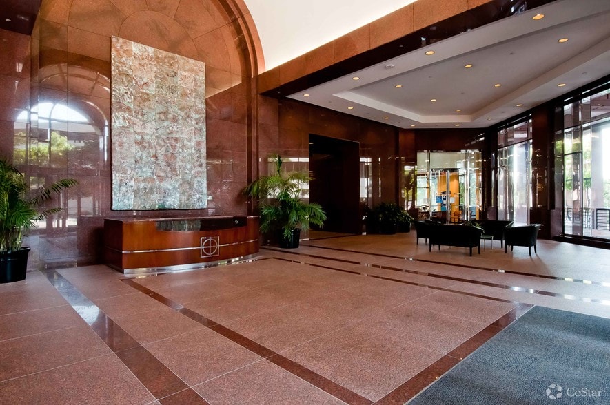 1000 Legion Pl, Orlando, FL for lease - Interior Photo - Image 2 of 8