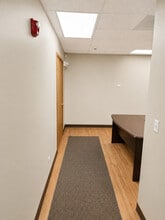 5455 W Grand Ave, Gurnee, IL for lease Interior Photo- Image 2 of 7