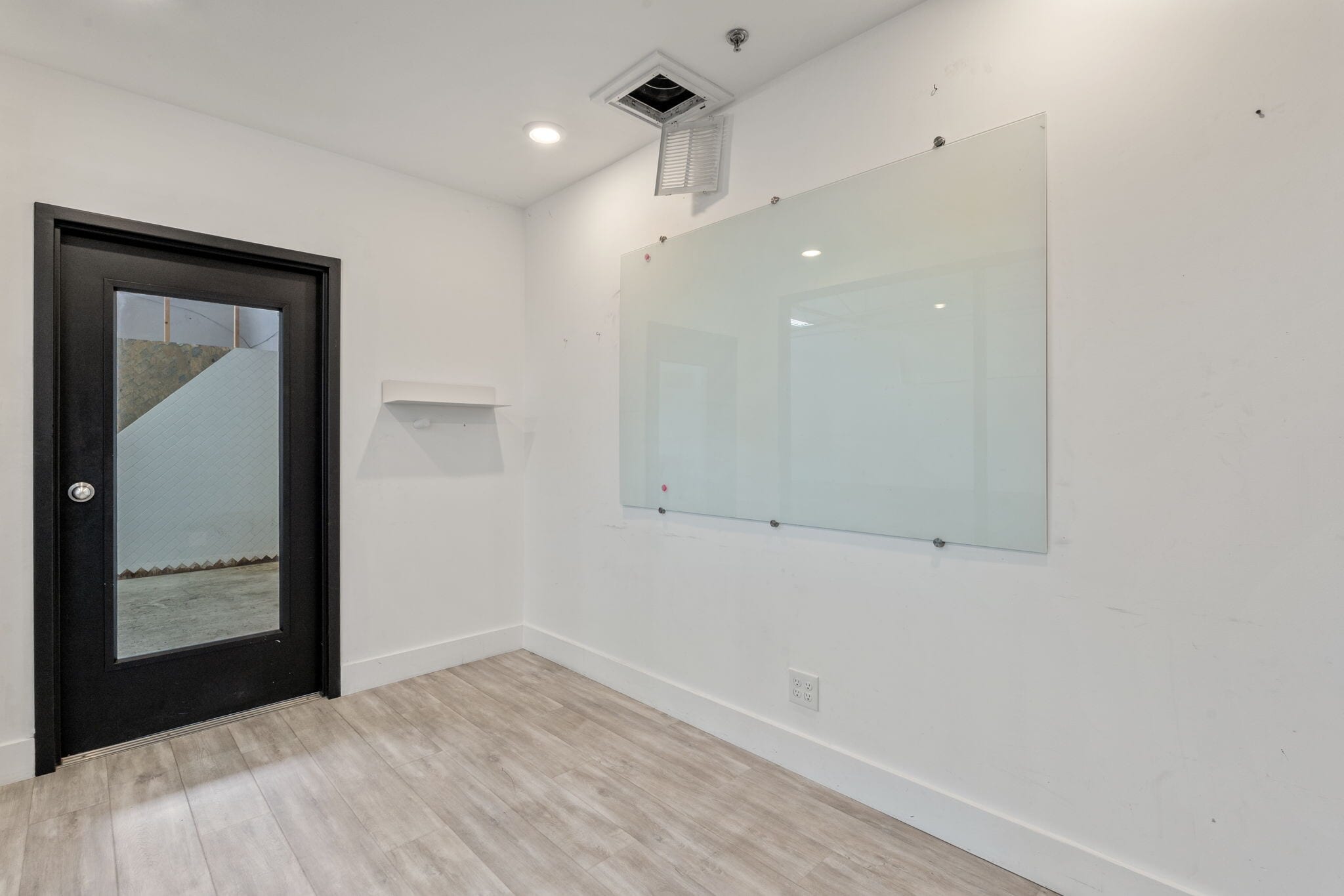 4201 Congress Ave S, Austin, TX for lease Building Photo- Image 1 of 37