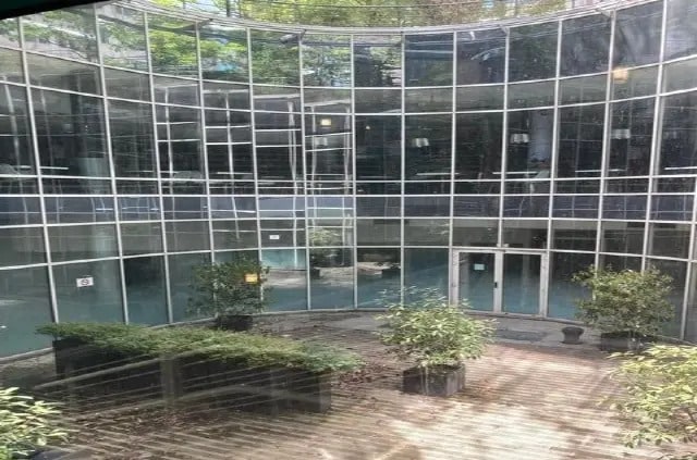 12 Rue Fructidor, Saint-Ouen-sur-Seine for sale - Building Photo - Image 3 of 3