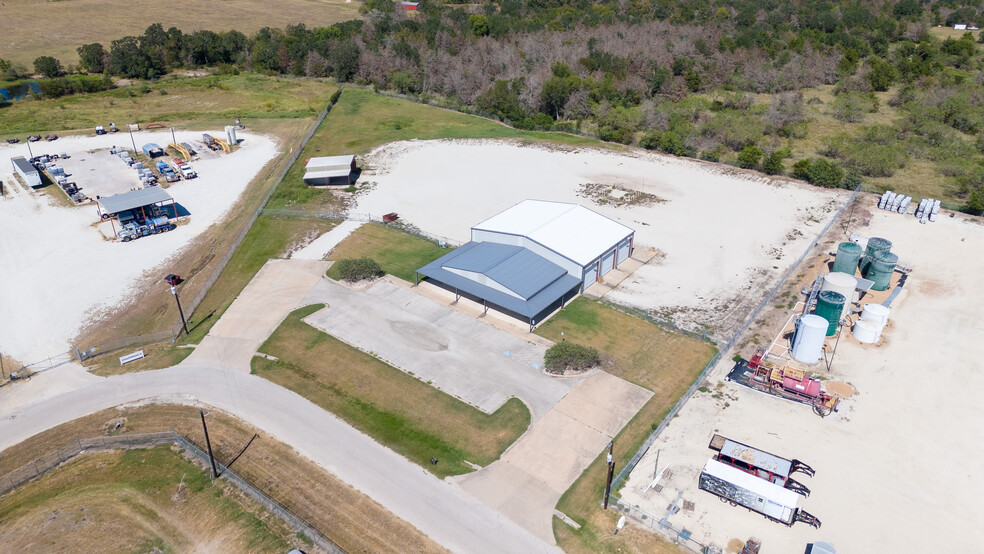 3730 Endeavor Loop, Wixon Valley, TX for lease - Building Photo - Image 3 of 8