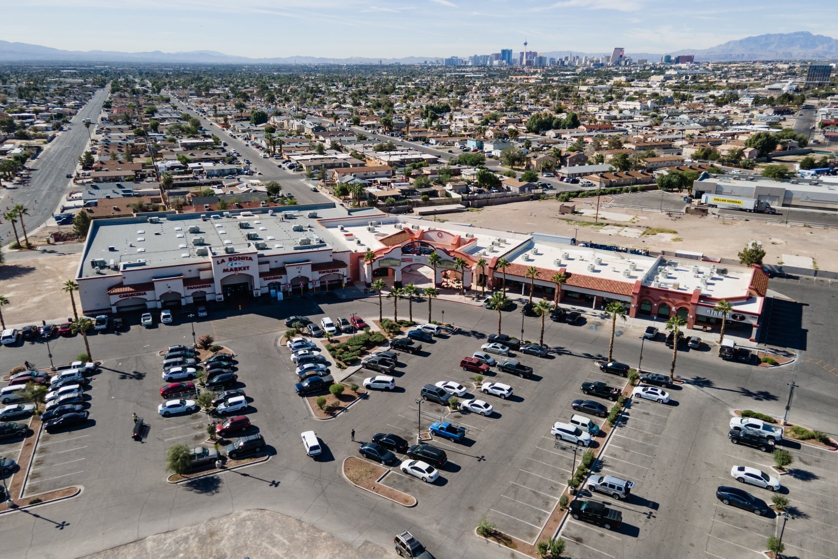 2672 N Las Vegas Blvd, North Las Vegas, NV for lease Building Photo- Image 1 of 11