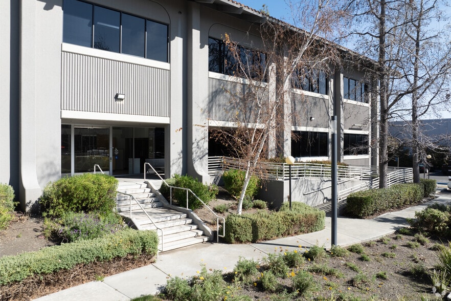 3380 Central Expy, Santa Clara, CA for lease - Building Photo - Image 3 of 9