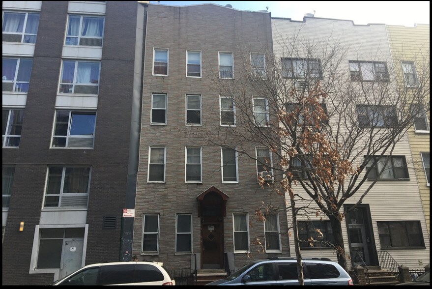 245 N 8th St, Brooklyn, NY for sale - Primary Photo - Image 1 of 1
