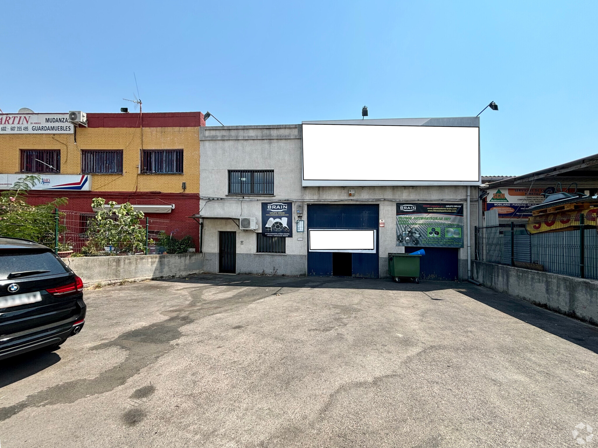 Industrial in Fuenlabrada, Madrid for lease Primary Photo- Image 1 of 15