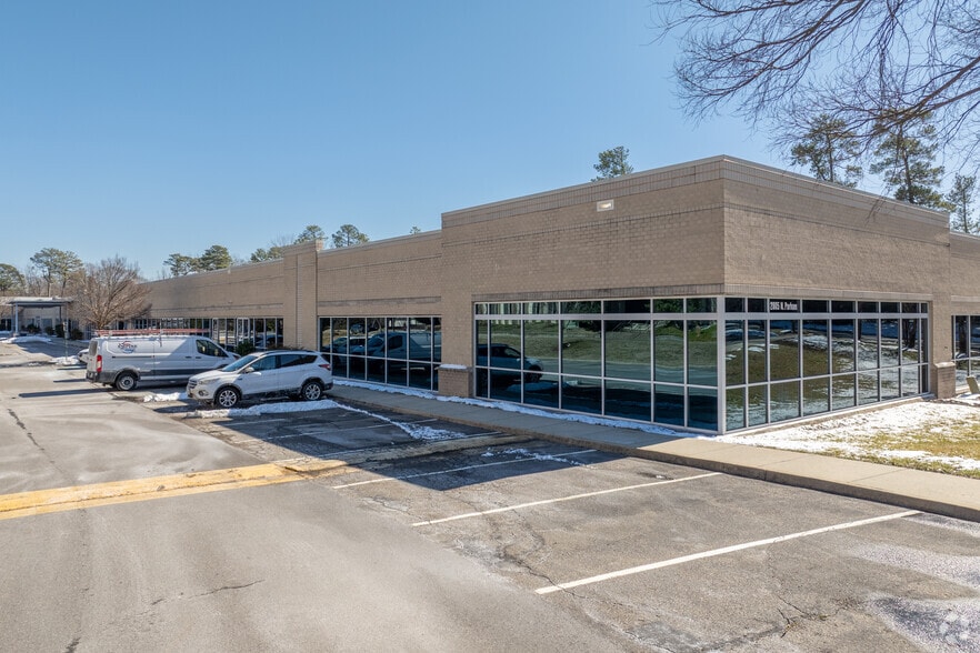 2805 N Parham Rd, Richmond, VA for sale - Building Photo - Image 1 of 8