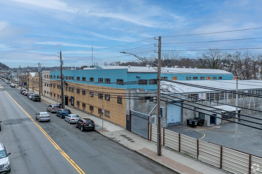 700 Nepperhan Ave, Yonkers, NY for sale - Primary Photo - Image 1 of 1