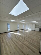 3025 Jacks Run Rd, White Oak, PA for lease Interior Photo- Image 1 of 24