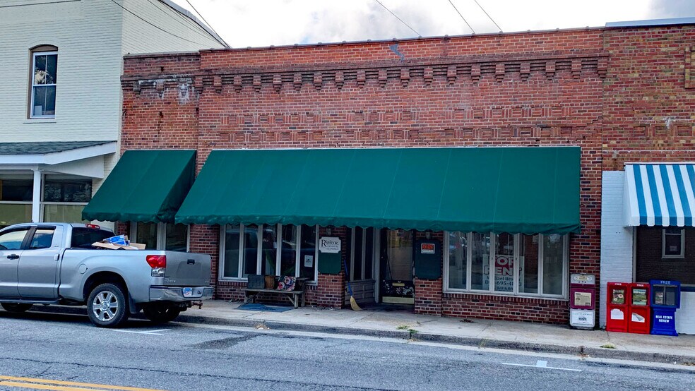 20 Church St, Mathews, VA for sale - Building Photo - Image 1 of 5