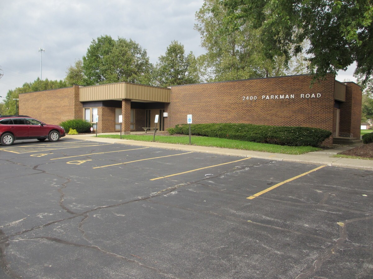 2400 Parkman Rd NW, Warren, OH 44485