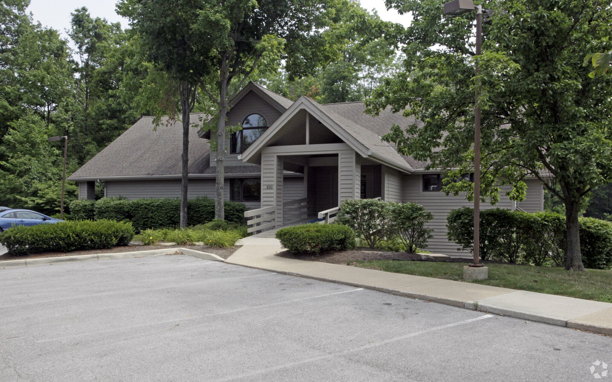 830 E Johnstown Rd, Gahanna, OH for sale Primary Photo- Image 1 of 1