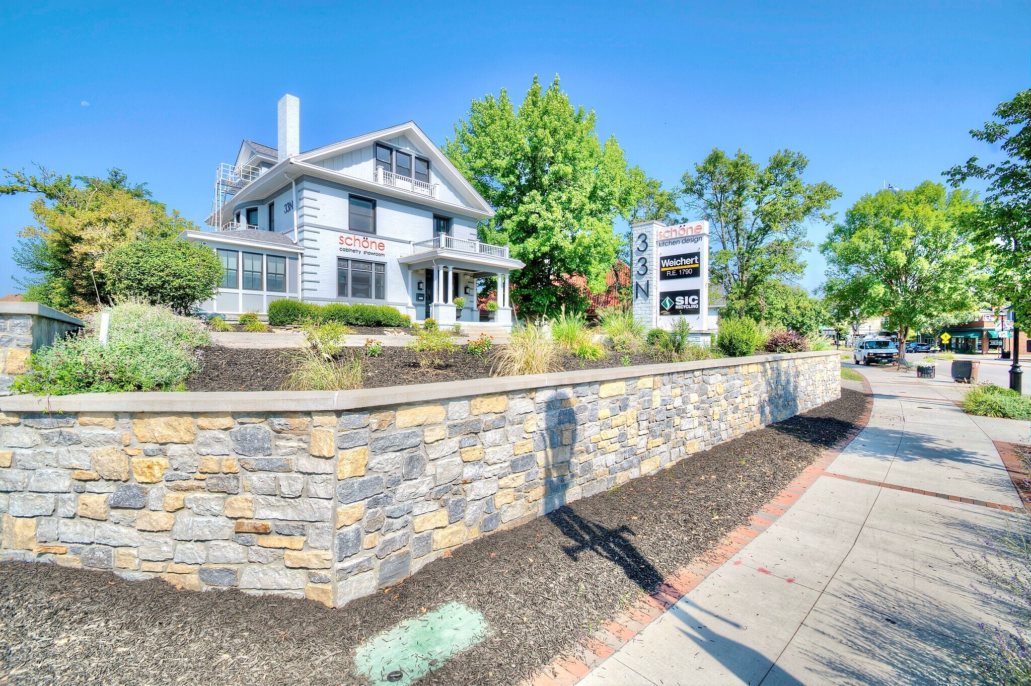 33 N Fort Thomas Ave, Fort Thomas, KY for sale Building Photo- Image 1 of 60