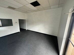 5217 Davis Blvd, North Richland Hills, TX for lease Interior Photo- Image 1 of 10