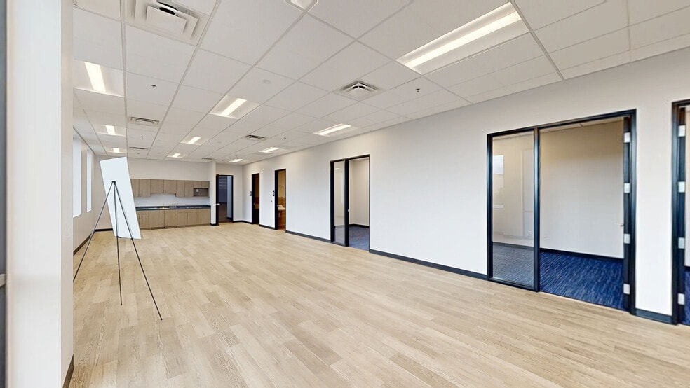 1466 N Eliseo C. Felix Jr Way, Avondale, AZ for sale - Matterport 3D Scan - Image 3 of 20