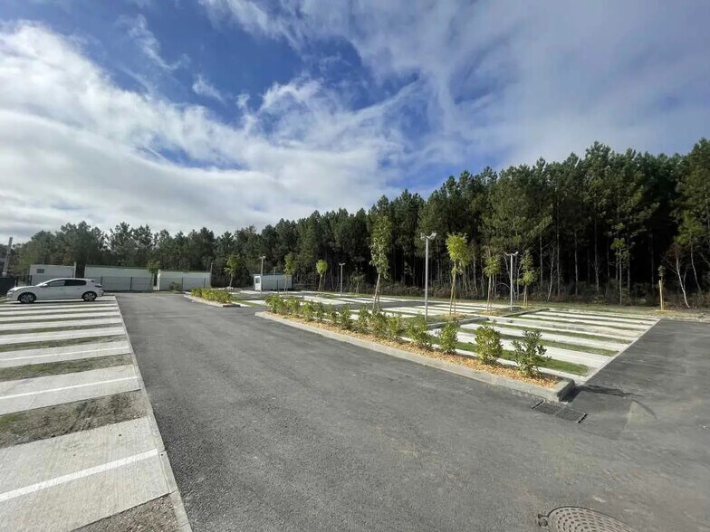 Office in Mérignac for lease - Building Photo - Image 3 of 5