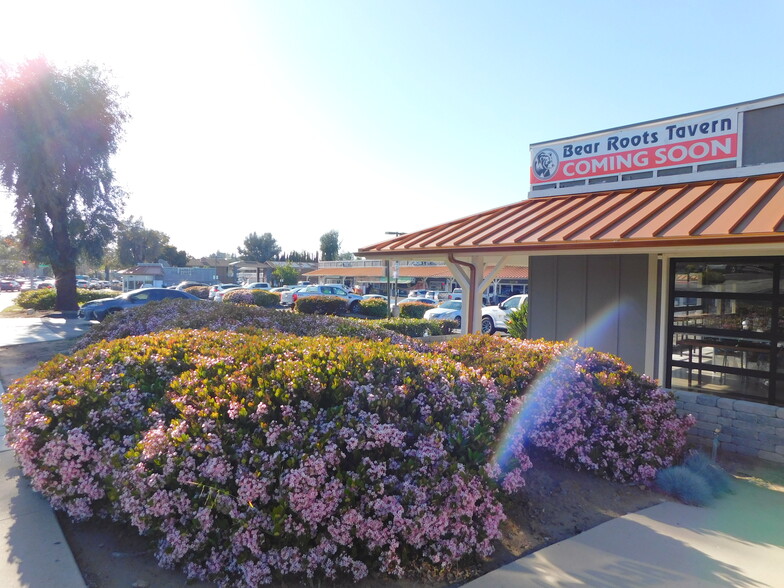 200 W El Norte Pky, Escondido, CA for lease - Building Photo - Image 2 of 31