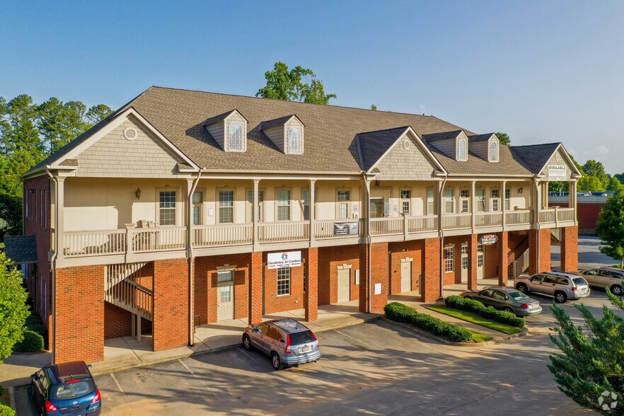 Woodstock Holly Spgs, Canton, GA for lease - Building Photo - Image 3 of 11