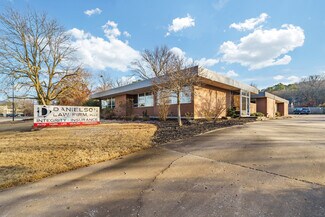 More details for 909 E Rolling Hills Dr, Fayetteville, AR - Office for Lease