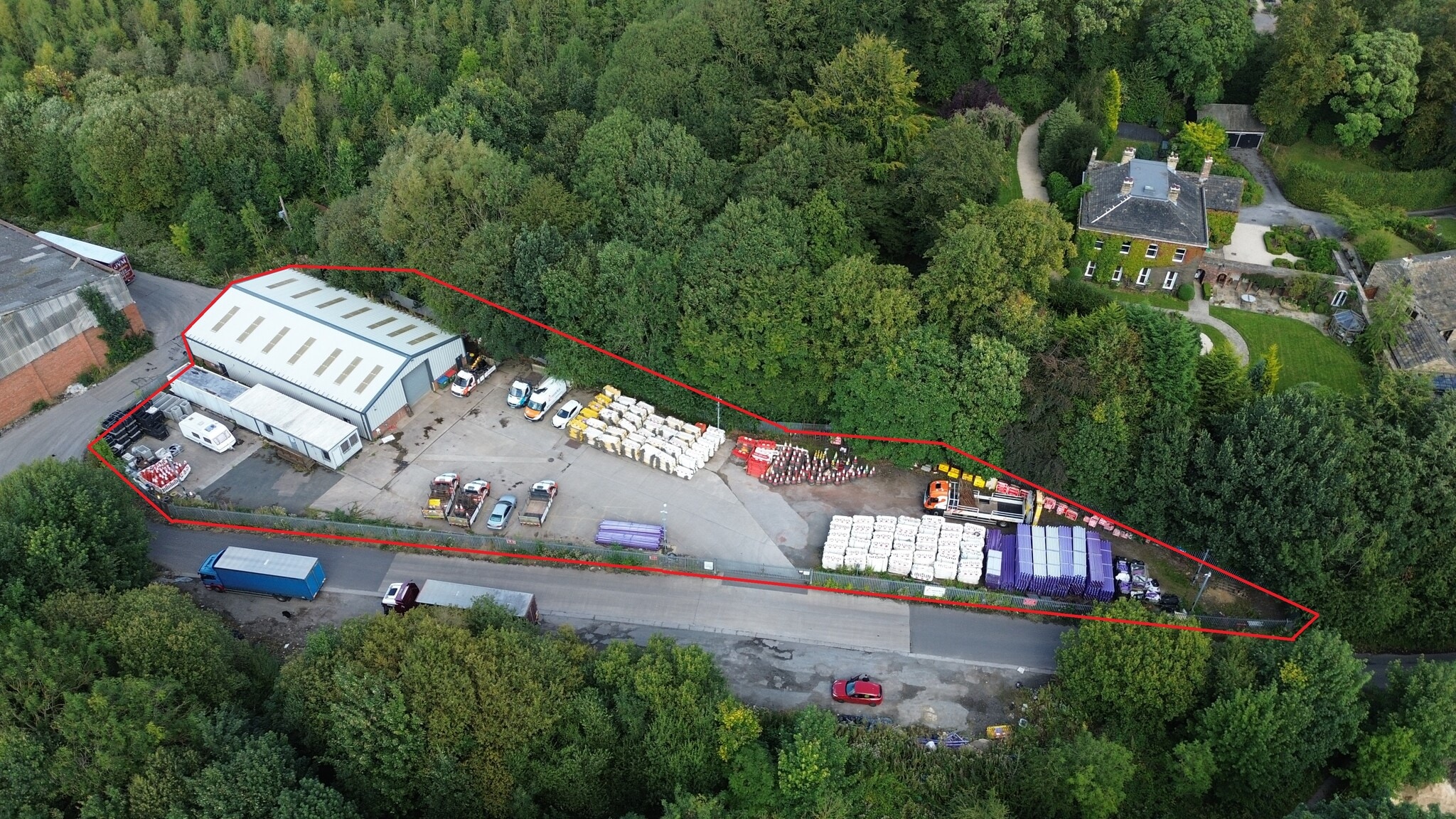 Spen Ln, Cleckheaton for sale Building Photo- Image 1 of 1