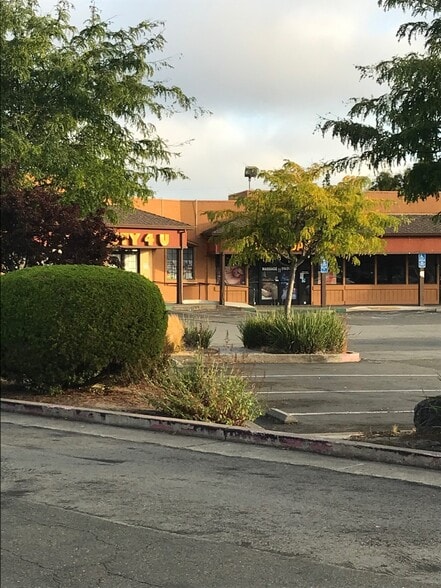 11299 San Pablo Ave, El Cerrito, CA for lease - Building Photo - Image 2 of 12