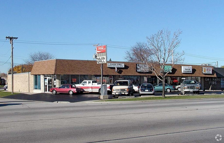 8850-8860 N Milwaukee Ave, Niles, IL 60714 - Retail for Lease | LoopNet