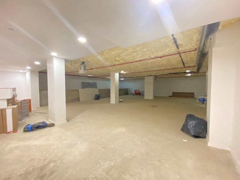 37-32 89th St, Flushing, NY for sale - Interior Photo - Image 3 of 9