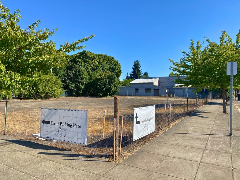 507 S Trade St, Amity, OR for sale - Building Photo - Image 3 of 4