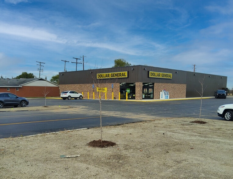 526 N Cedar St, Imlay City, MI for sale - Primary Photo - Image 1 of 4