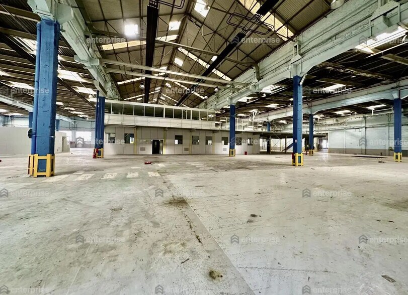 Industrial in Amiens for lease - Interior Photo - Image 3 of 4