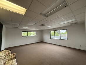 2280 Lincoln Ave, San Jose, CA for lease Interior Photo- Image 2 of 7