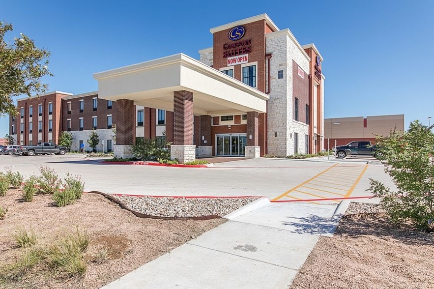 5213 Physicians Way, Kyle, TX, 78640 Hotel Property For Sale