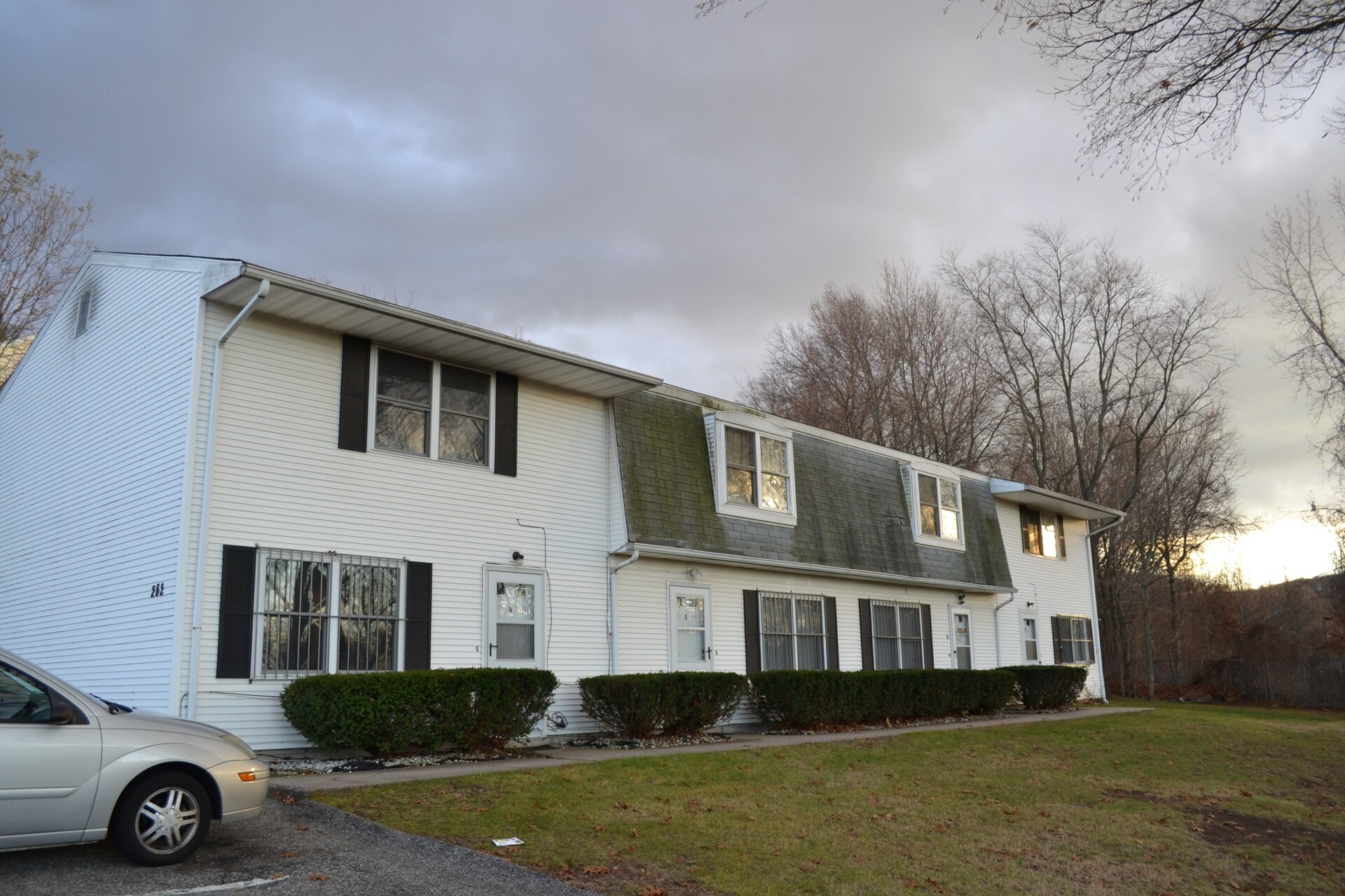282 Scott Rd, Waterbury, CT for sale Primary Photo- Image 1 of 1