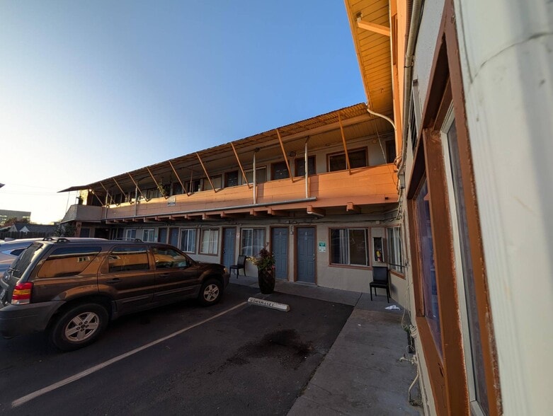 5425 San Pablo Ave, Emeryville, CA for sale - Building Photo - Image 2 of 3