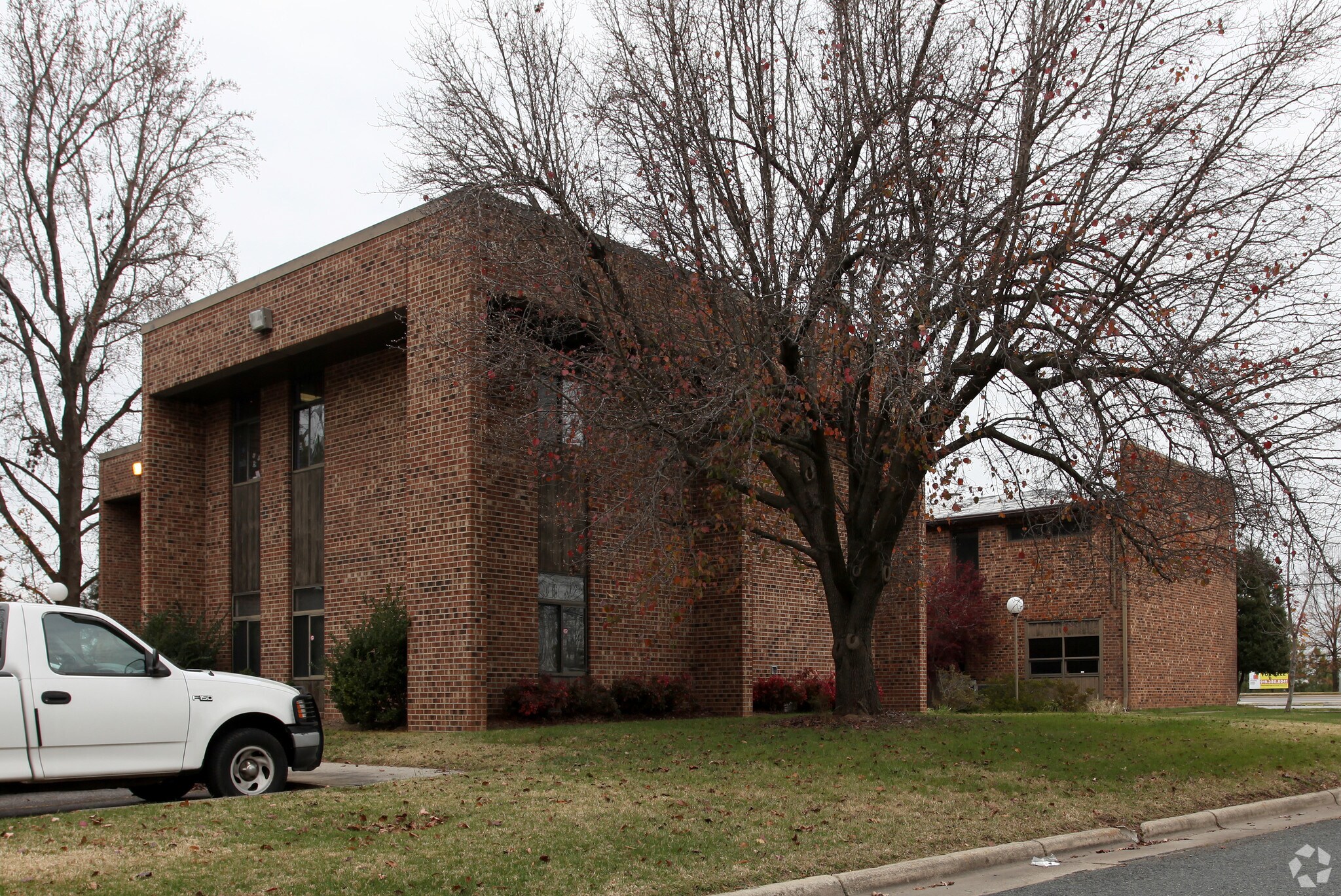 3505 N Roxboro Rd, Durham, NC 27704 Office/Medical for Lease