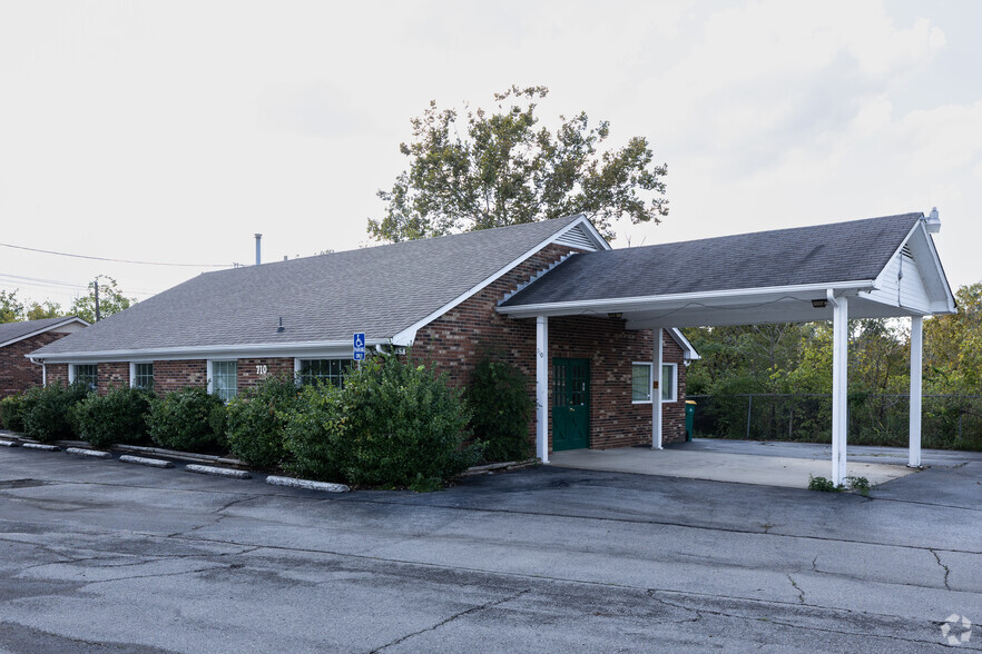 710 Cornersville Rd, Lewisburg, TN for lease - Primary Photo - Image 1 of 1