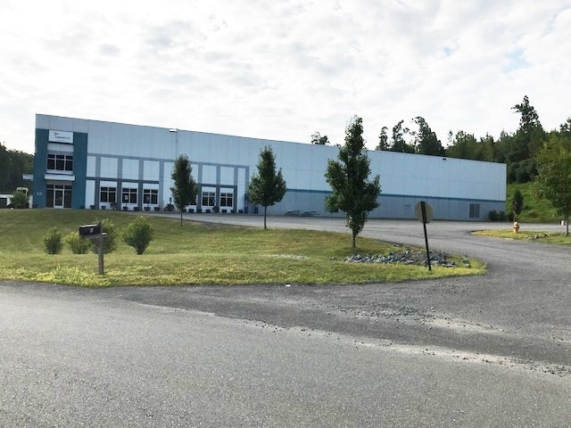 4 Liebich Ln, Halfmoon, NY for sale Building Photo- Image 1 of 1