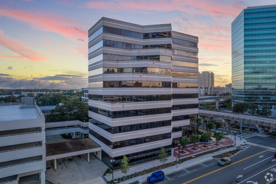 1200 Riverplace Blvd, Jacksonville, FL for lease - Building Photo - Image 3 of 17