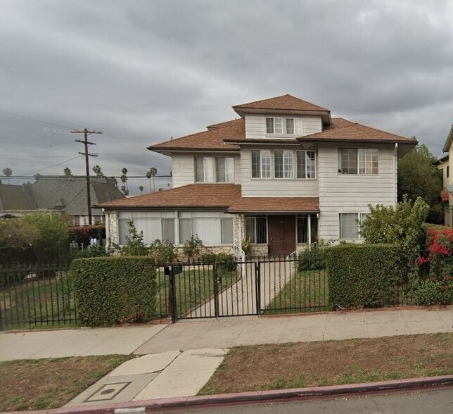 903 Edgemont St, Los Angeles, CA for sale - Primary Photo - Image 1 of 3