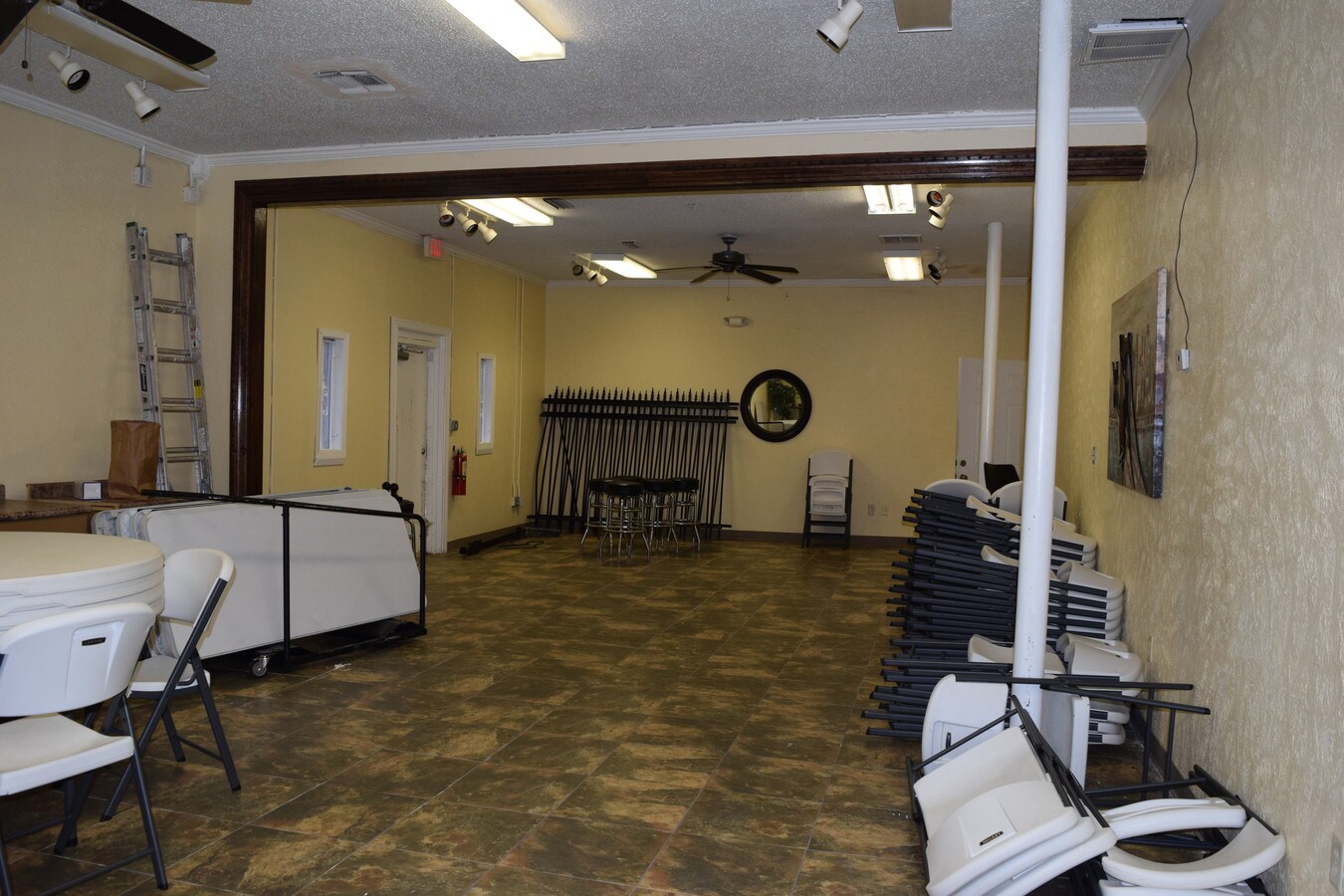 4470 Sunset Dr, Jackson, MS 39213