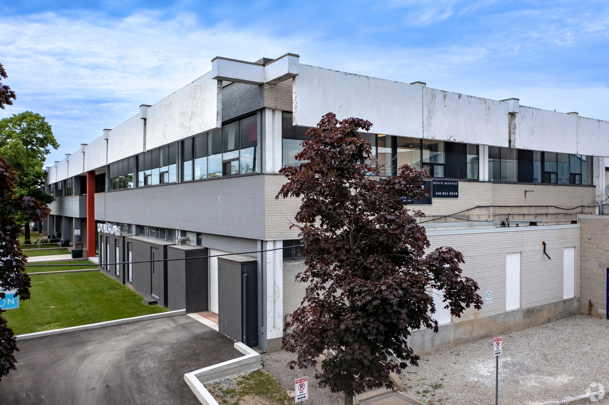 75 Dufflaw Rd, Toronto, ON for sale Primary Photo- Image 1 of 1