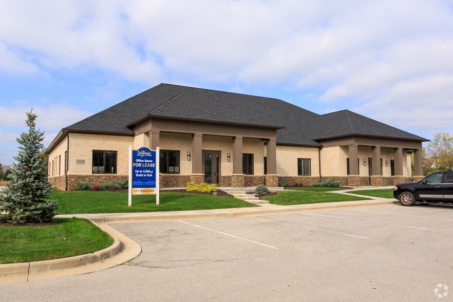 4727 Killarney Dr, Carmel, IN 46033