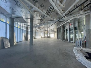 1 Collins Ave, Miami Beach, FL for lease Interior Photo- Image 2 of 11