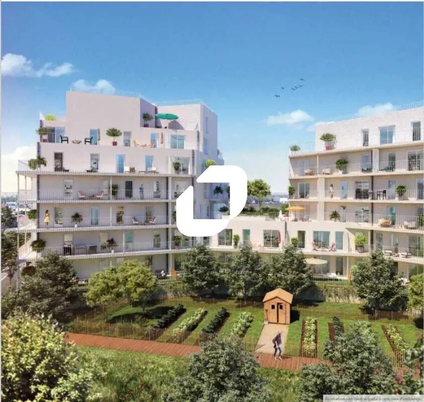 Office in Noisy-le-Sec for lease Building Photo- Image 1 of 3