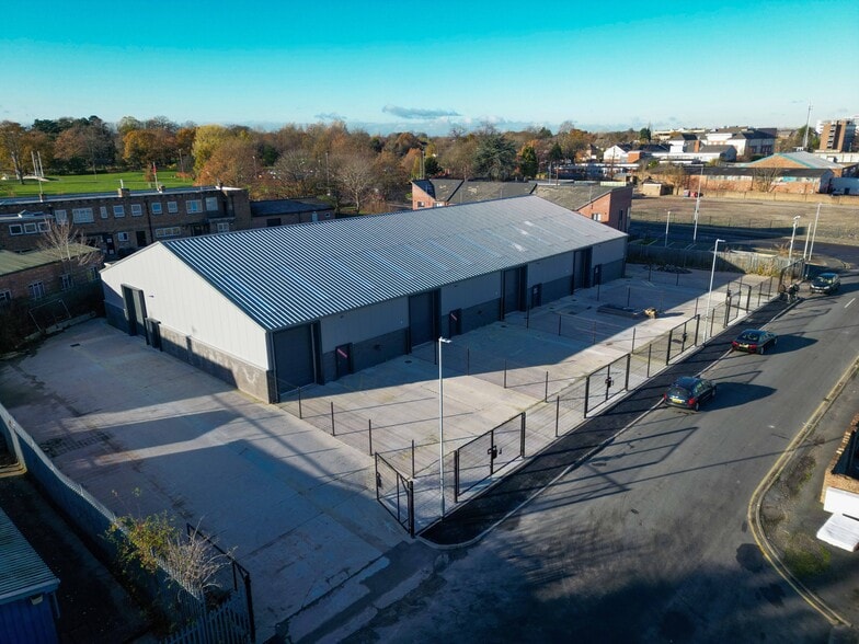 Coronation Rd, Ellesmere Port for sale - Primary Photo - Image 1 of 1