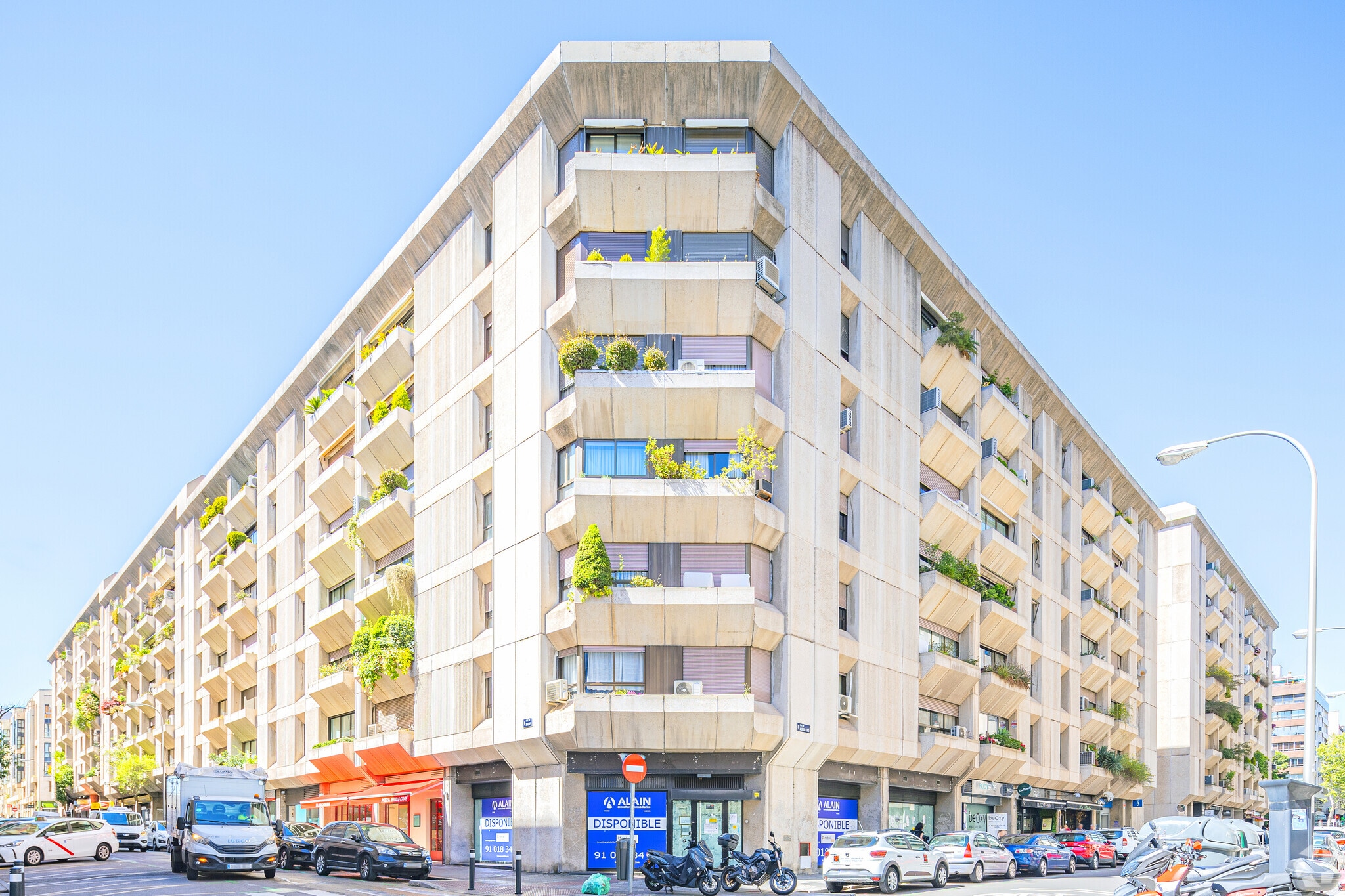 in Madrid, Madrid for sale Primary Photo- Image 1 of 1